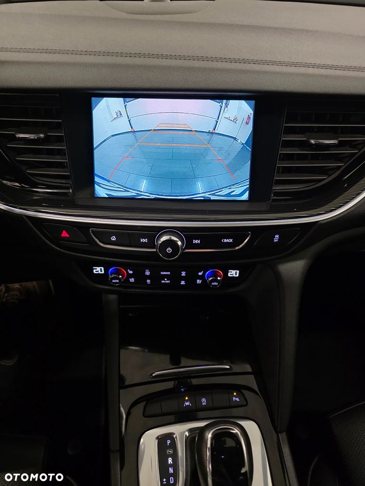 Opel Insignia 2.0 BiTurbo 4x4 Exclusive - 10