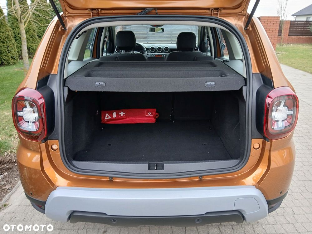 Dacia Duster 1.6 SCe Laureate S&S - 9