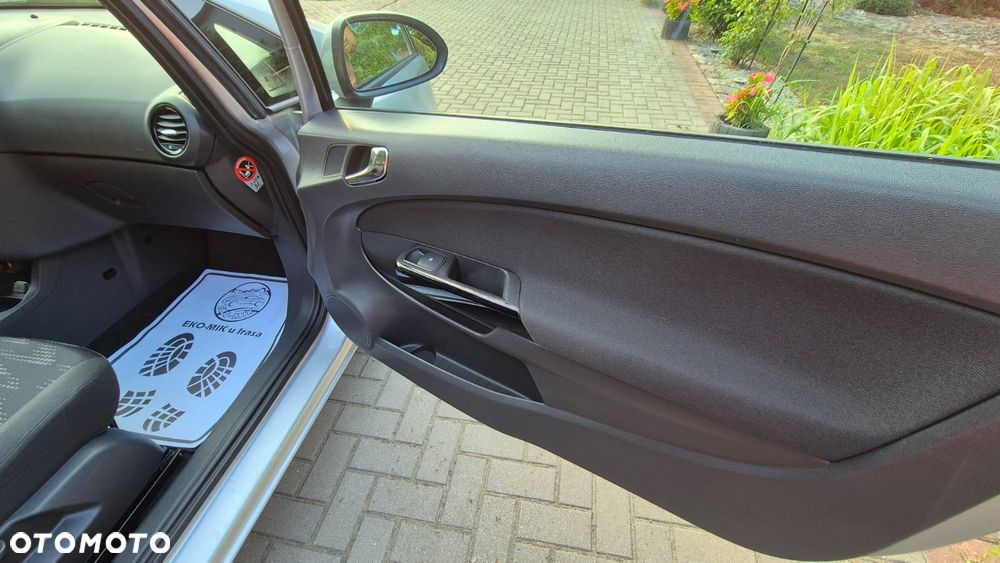 Opel Corsa - 14