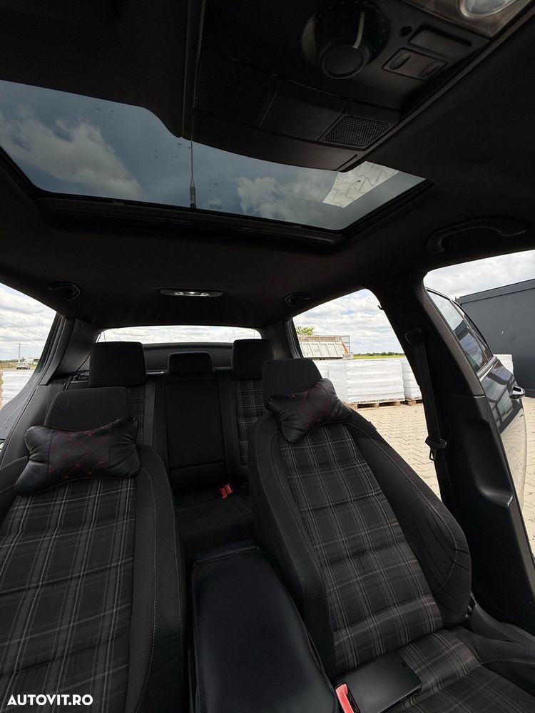 Volkswagen Golf 2.0 TDI DPF GTD - 7