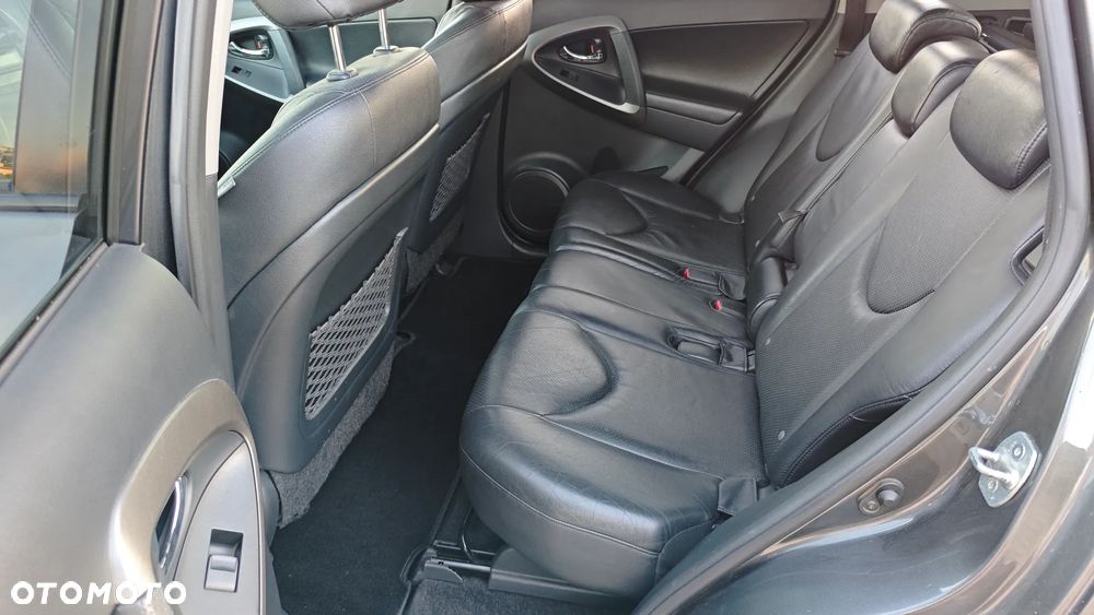 Toyota RAV4 - 20