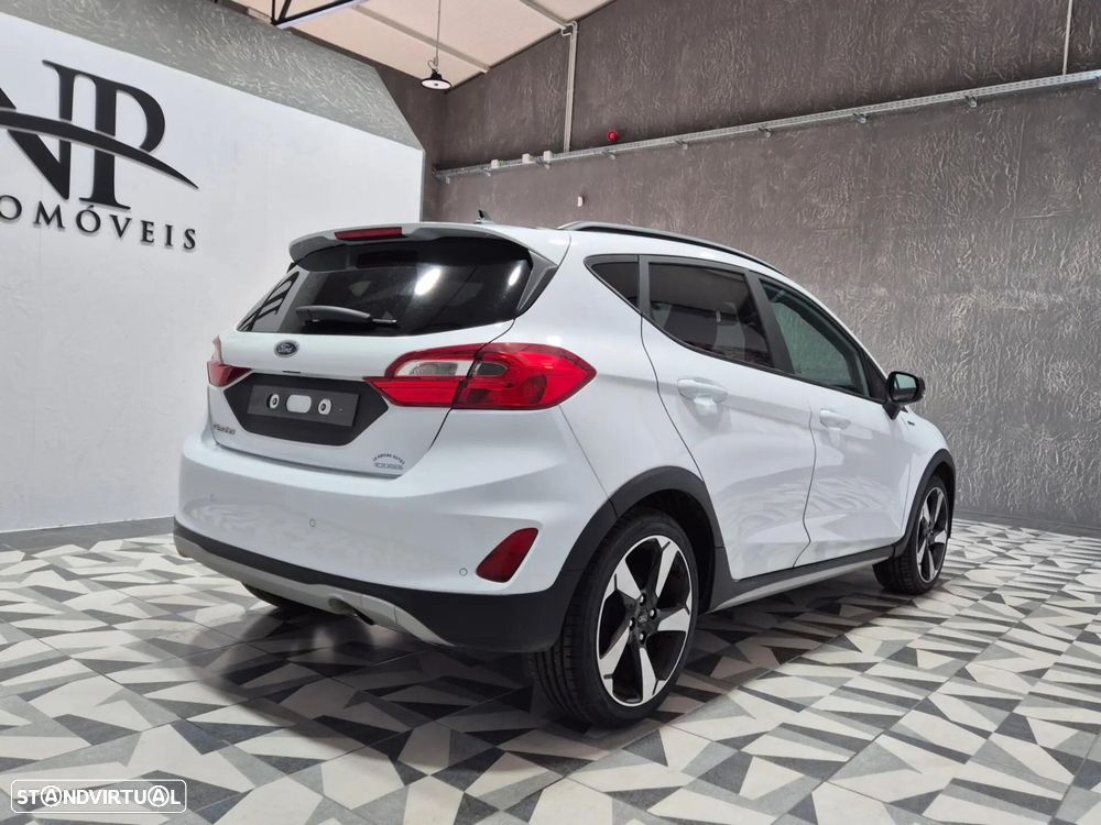 Ford Fiesta 1.0 EcoBoost S&S ACTIVE X - 4