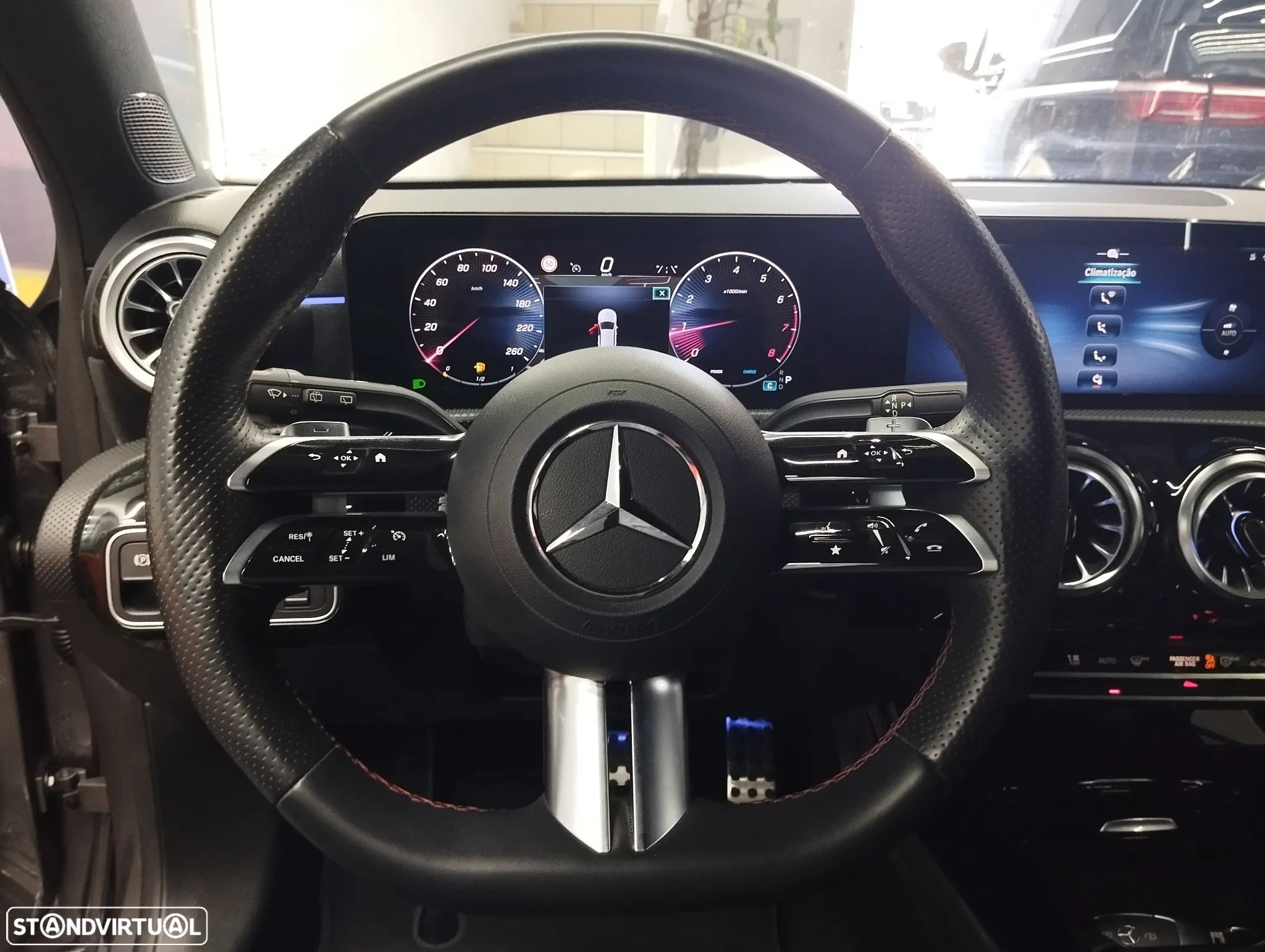 Mercedes-Benz A 200 AMG Line Aut. - 24