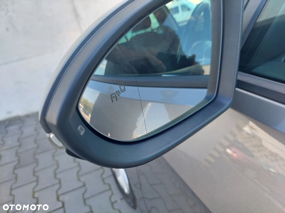 Volkswagen Golf Variant 1.6 TDI BMT Comfortline - 29