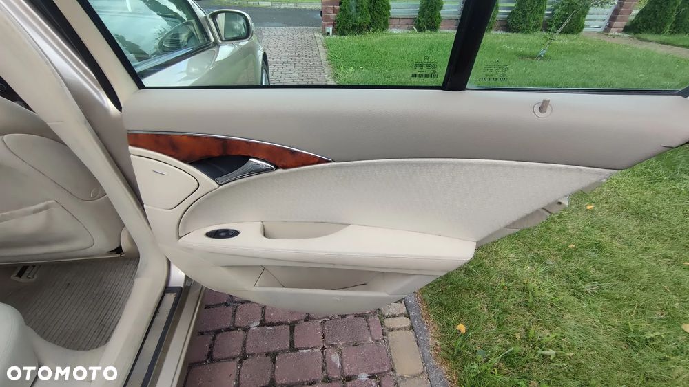 Mercedes-Benz Klasa E - 18