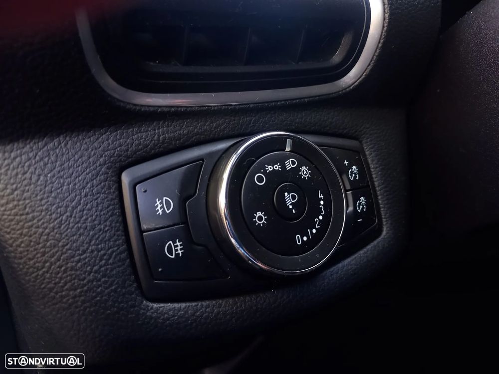 Ford B-Max 1.6 TDCi Titanium - 13