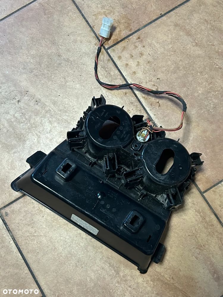 BMW F25 UCHWYT DO NAPOJÓW CUP HOLDER 9184498 - 2