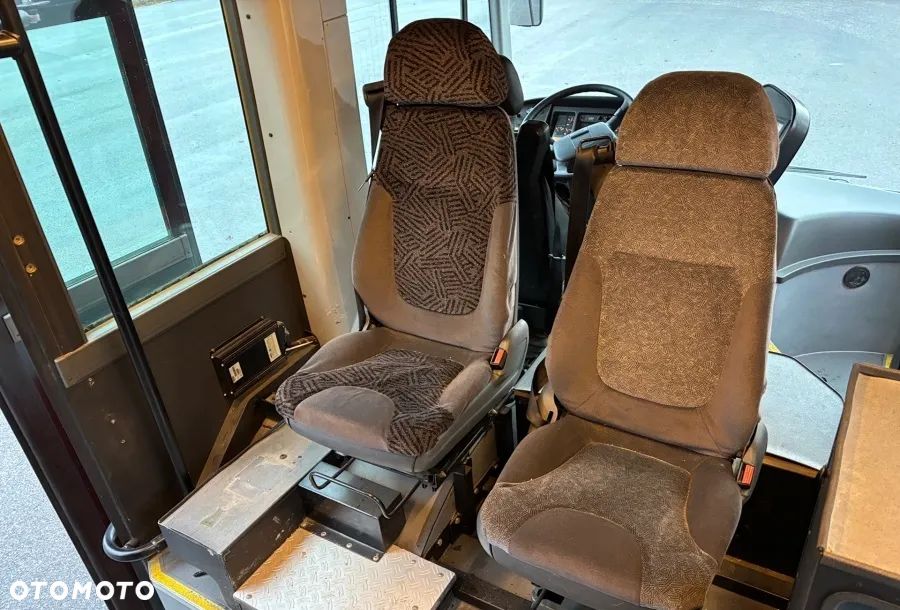 Volvo B12 M 4x2 - 35