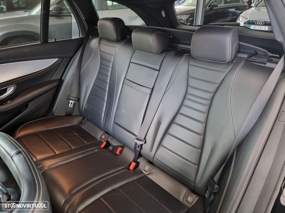 Mercedes-Benz E 300 e Station - 35