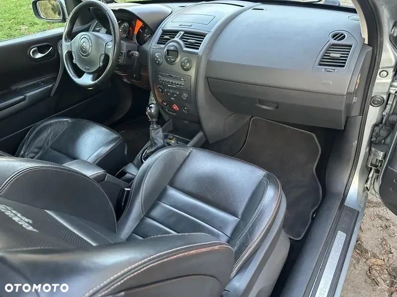 Renault Megane Sport - 8