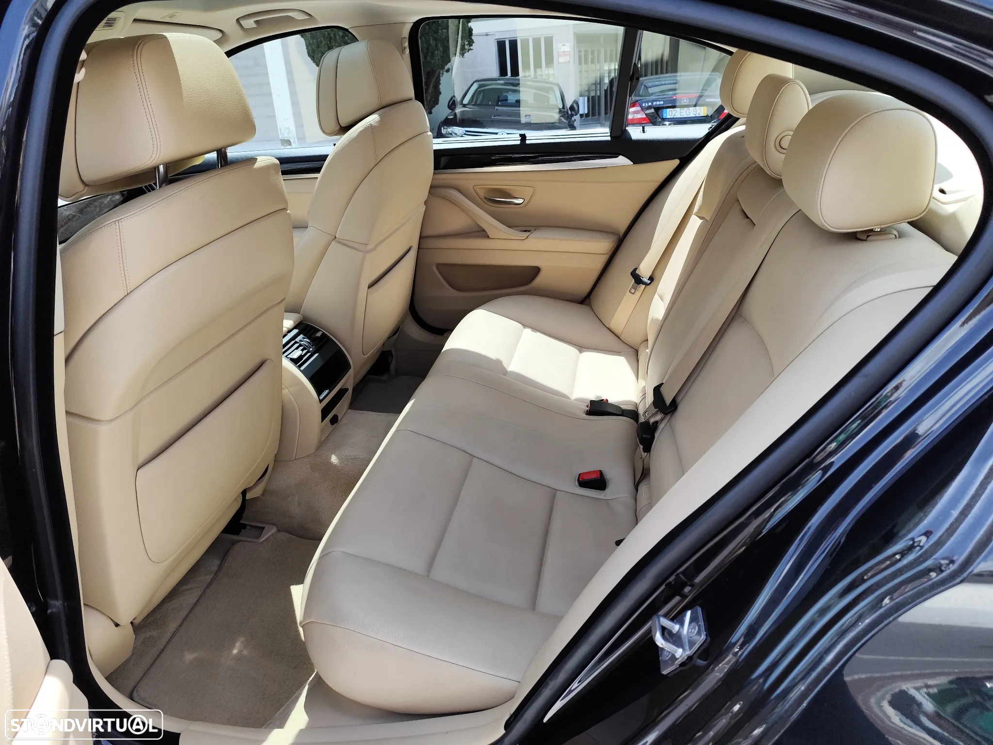 BMW 525 d Exclusive Auto - 14