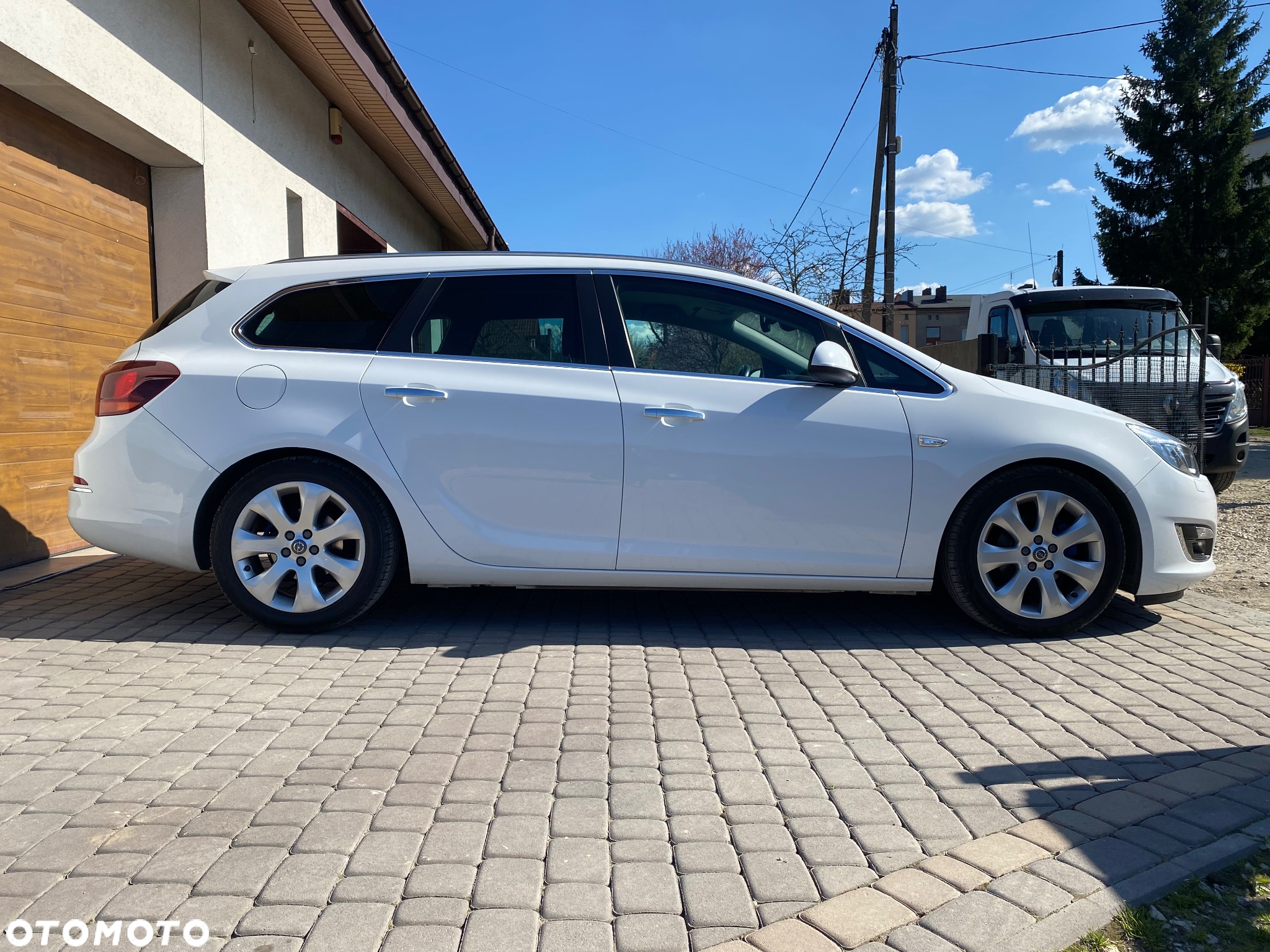 Opel Astra IV 1.4 T Cosmo - 10