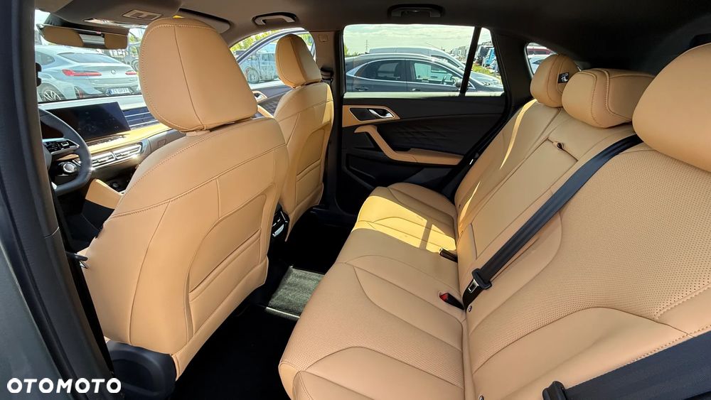 MG HS 1.5 T-GDI Exclusive DCT - 10