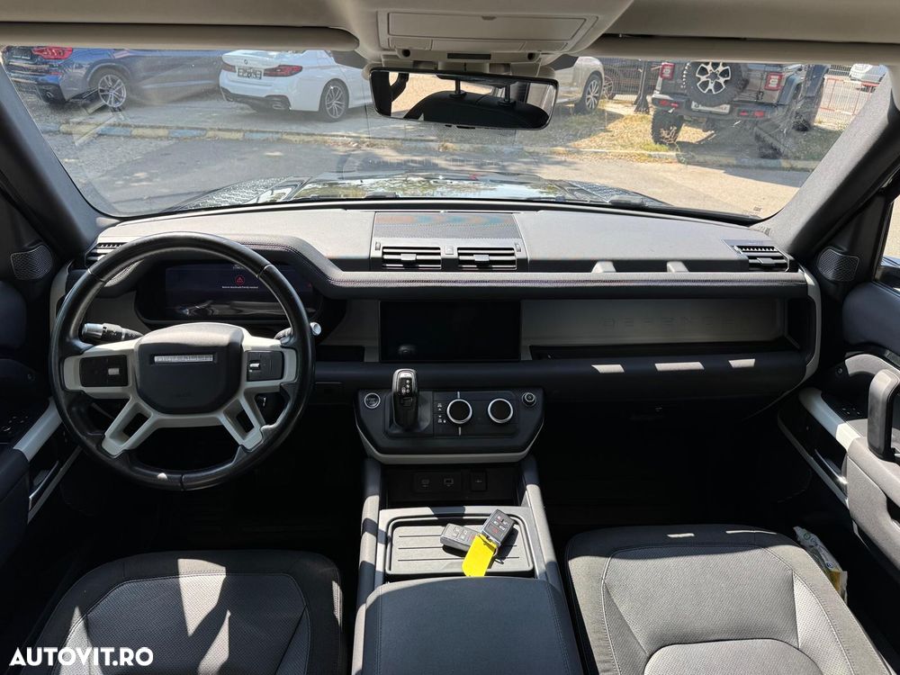 Land Rover Defender 110 2.0L D200 HSE - 18