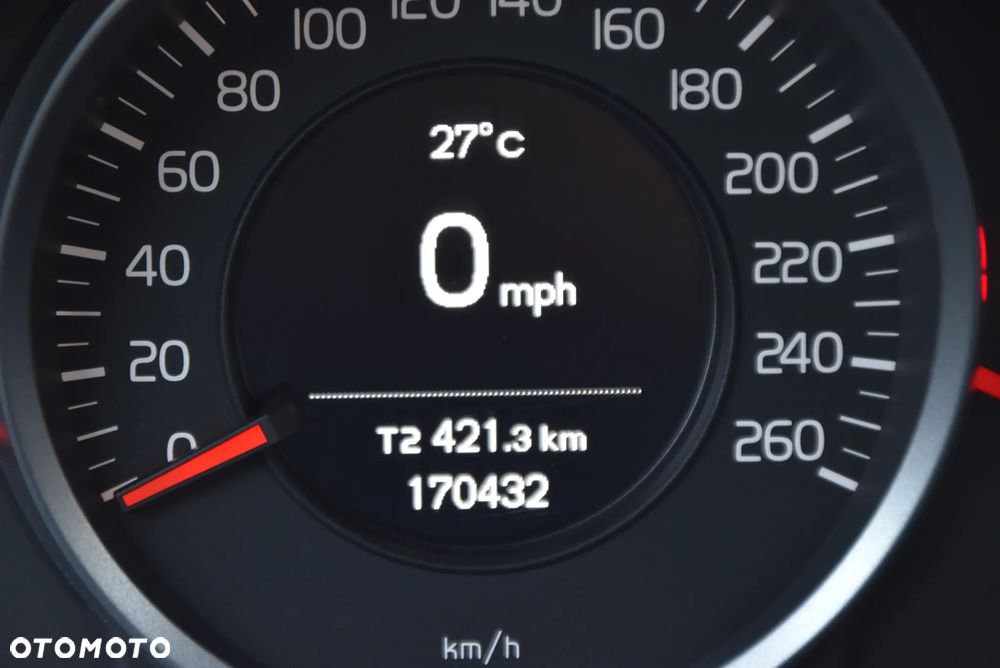 Volvo XC 60 D4 Momentum - 33