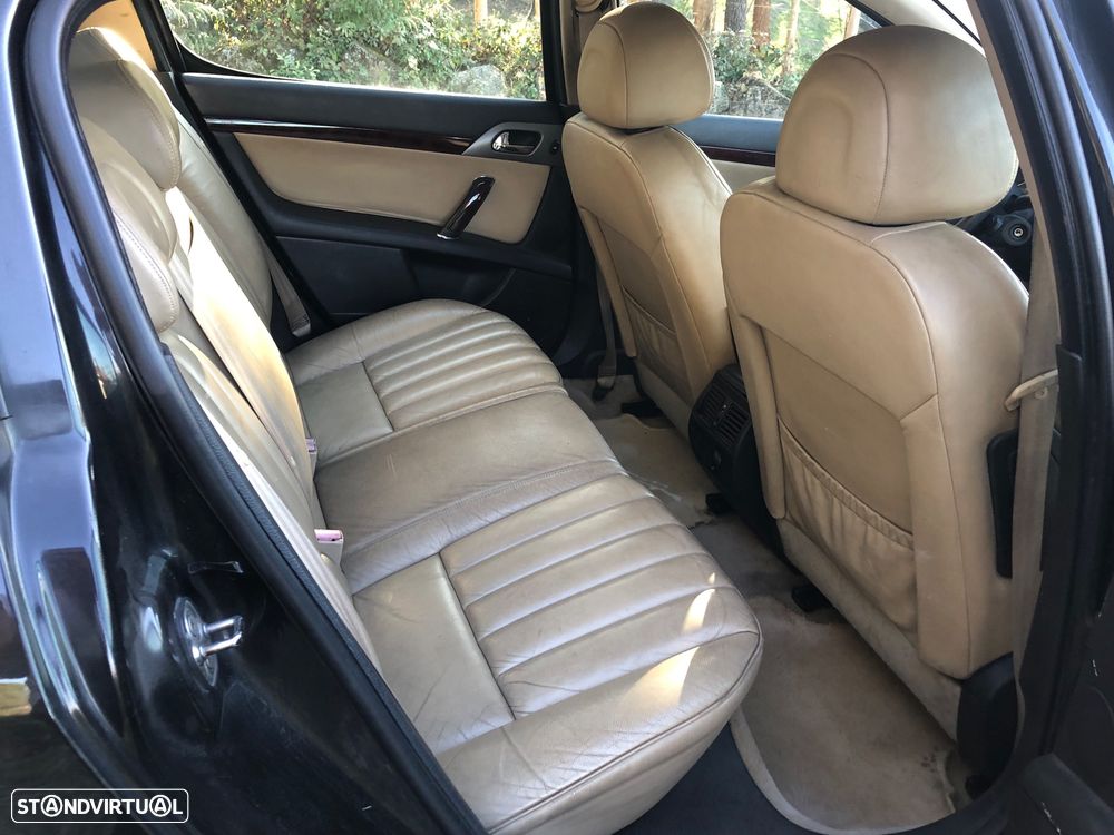 Peugeot 407 1.6 HDi Executive - 17
