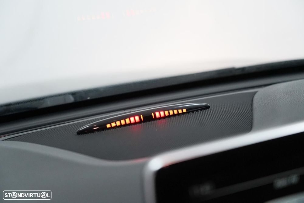 Mercedes-Benz CLA 180 d Shooting Brake Urban - 12