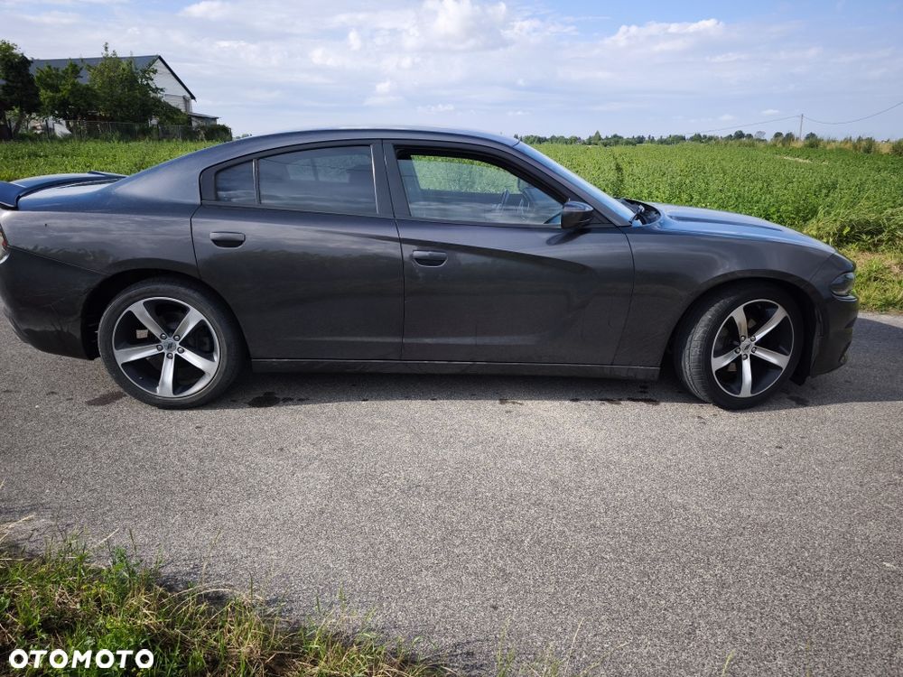 Dodge Charger - 3
