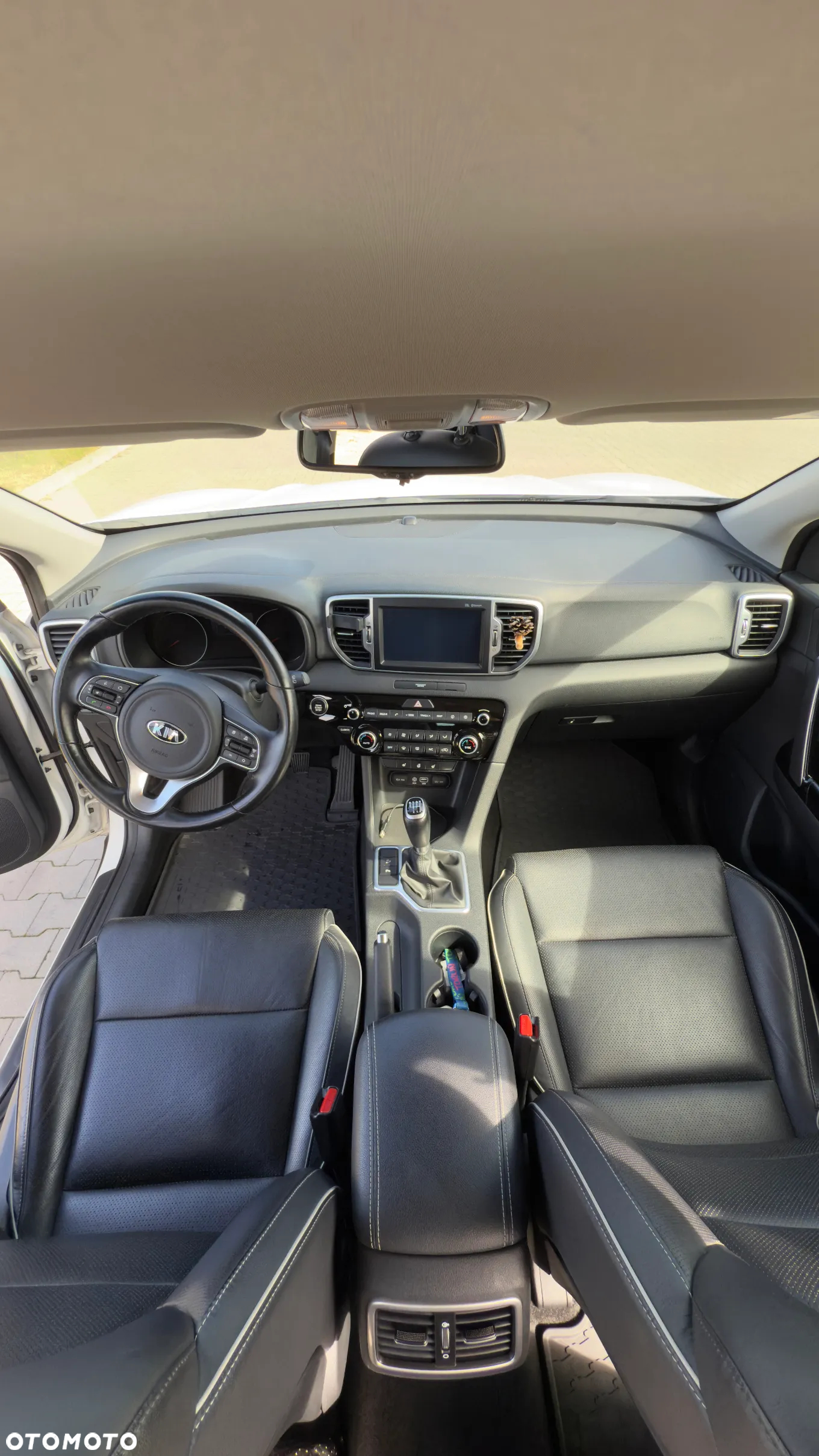 Kia Sportage 1.6 GDI 2WD Dream-Team Edition - 6