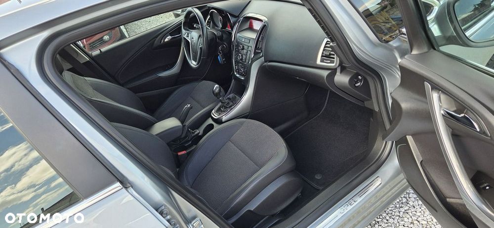 Opel Astra - 35