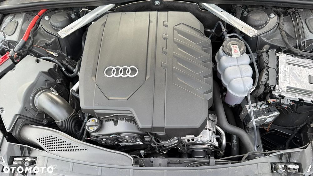 Audi A4 Avant 40 TFSI S tronic - 25