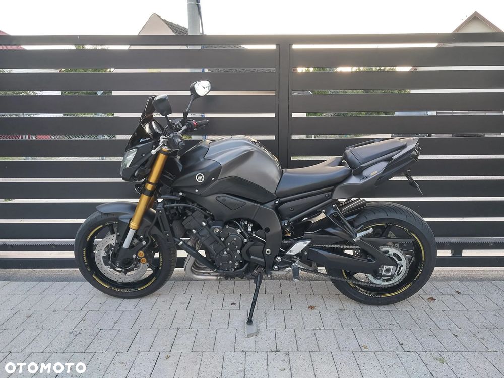 Yamaha FZ8 - 2