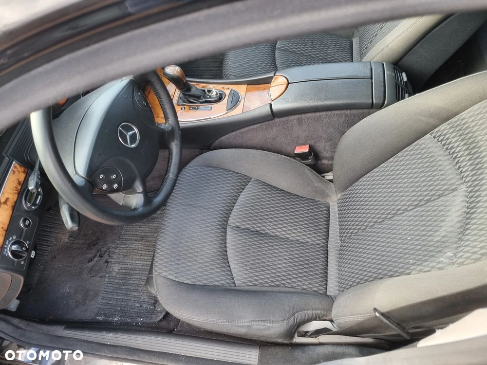 Mercedes-Benz Klasa E - 14