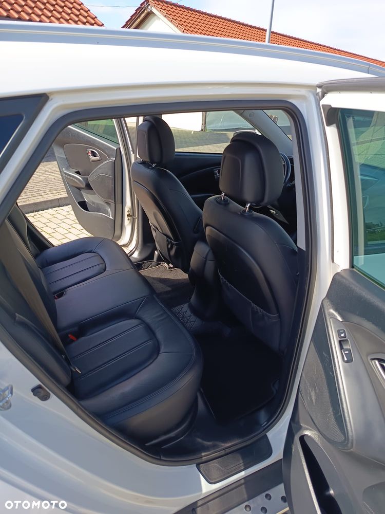 Hyundai ix35 2.0 CRDi 4WD Automatik Premium - 9