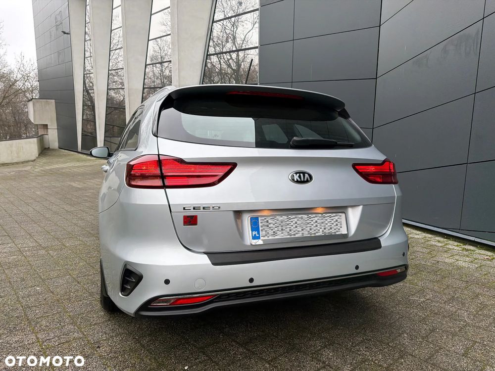 Kia Ceed 1.6 CRDi SCR S - 4