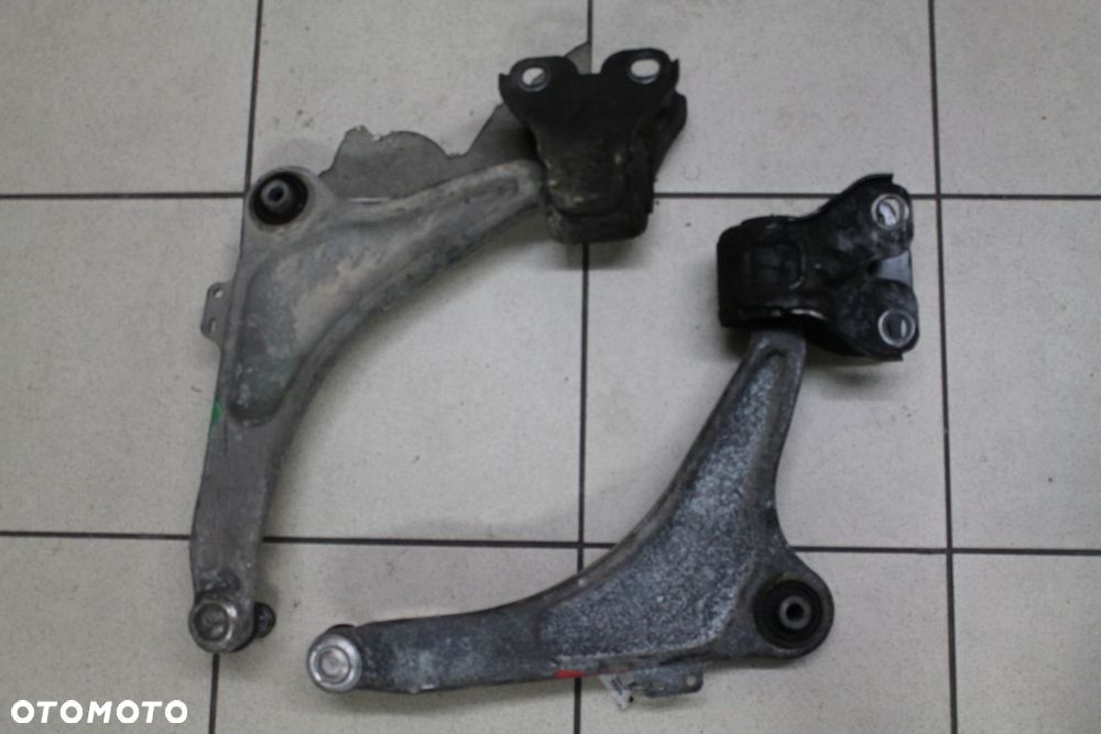 VOLVO V60 S60 V70 S80 WAHACZ ALUMINIOWY LEWY PRAWY - 2