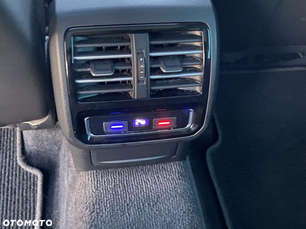 Volkswagen Passat 2.0 TDI BMT Highline DSG - 16