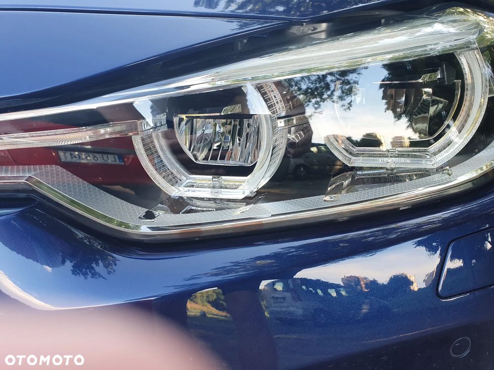 BMW Seria 3 320d Luxury Line sport - 12