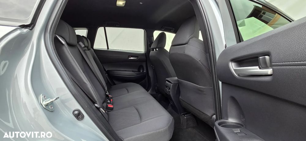 Toyota Corolla Cross - 15