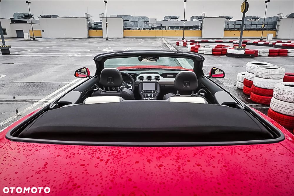 Ford Mustang 5.0 V8 GT - 14