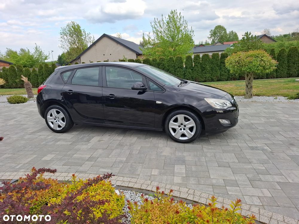 Opel Astra 1.4 Turbo Cosmo - 16