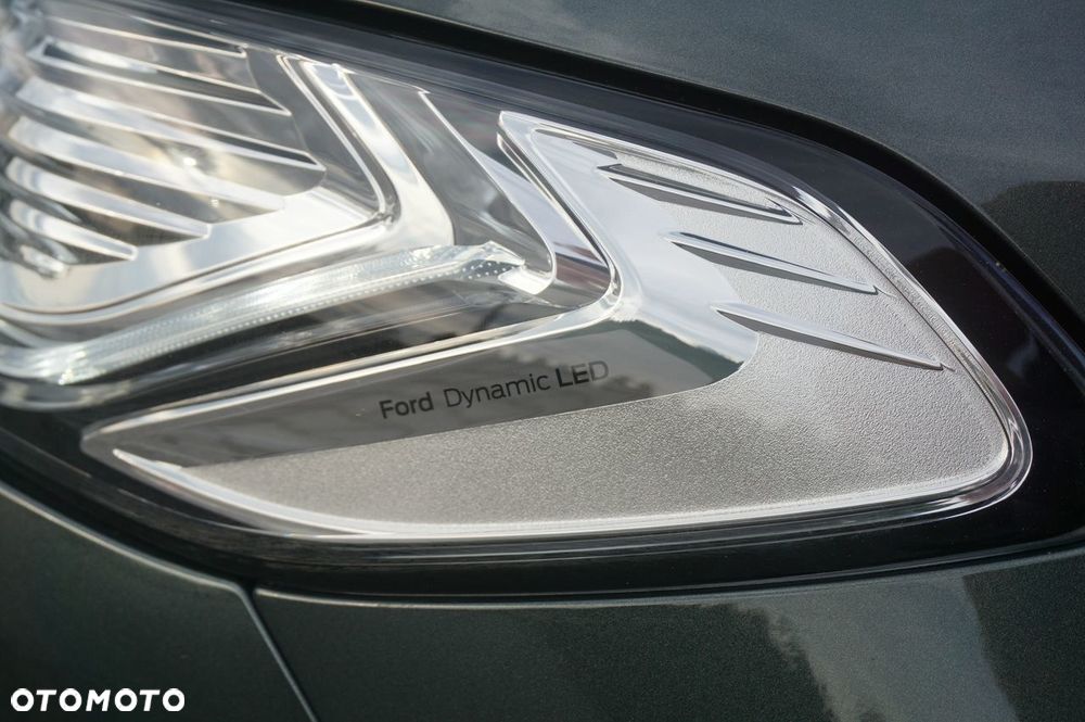 Ford Mondeo 2.0 TDCi STart-Stopp Titanium - 19