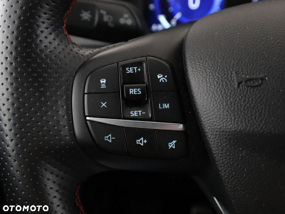 Ford Kuga 1.5 EcoBoost ST-LINE X - 33
