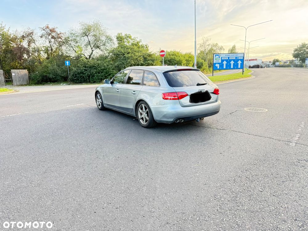 Audi A4 - 8