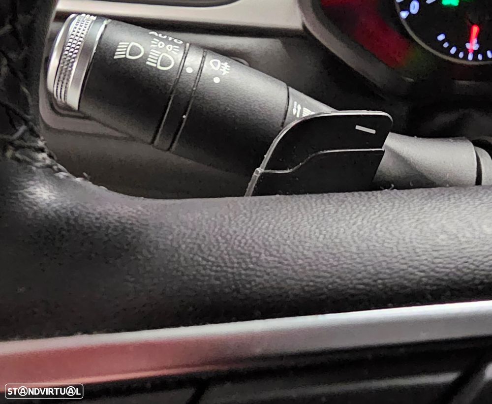 Renault Captur BLUE dCi 115 EDC BUSINESS EDITION - 12