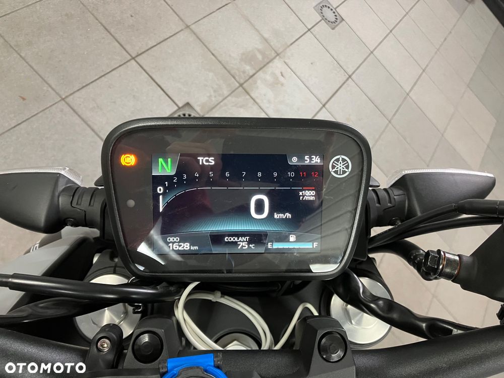 Yamaha MT - 9