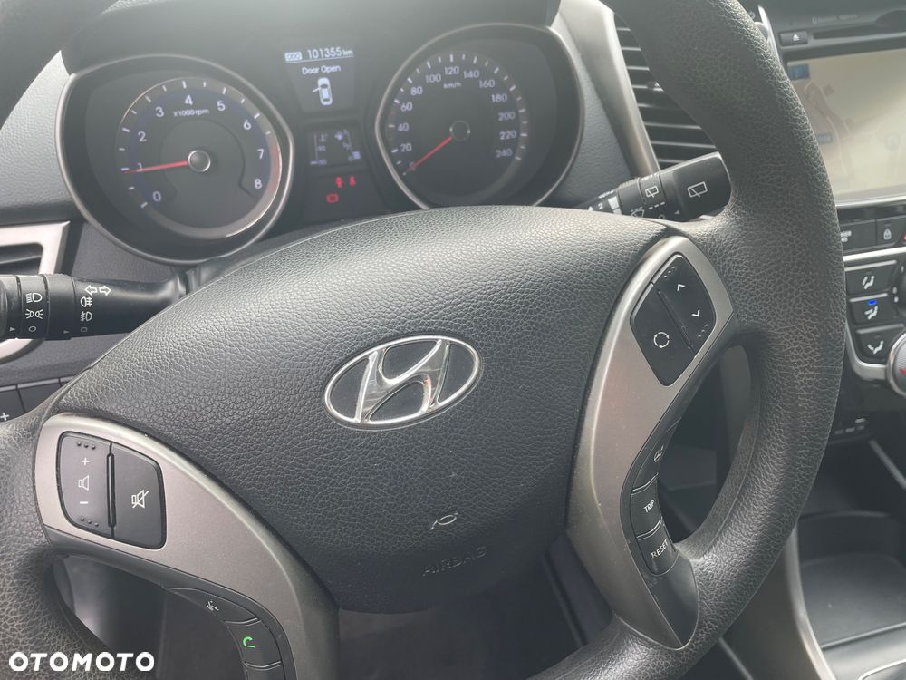 Hyundai i30 1.4 Premium - 10