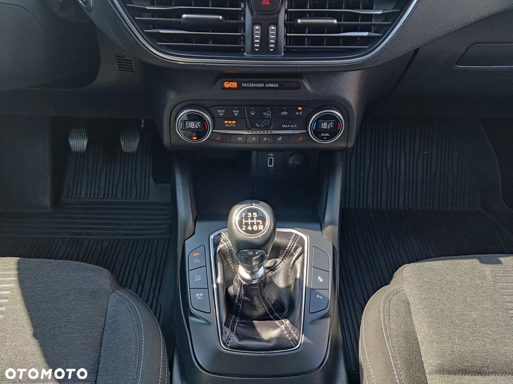 Ford Focus 1.0 EcoBoost Active Business - 12