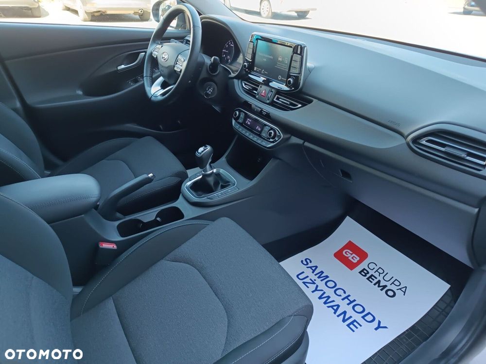 Hyundai i30 1.0 T-GDI Smart - 12