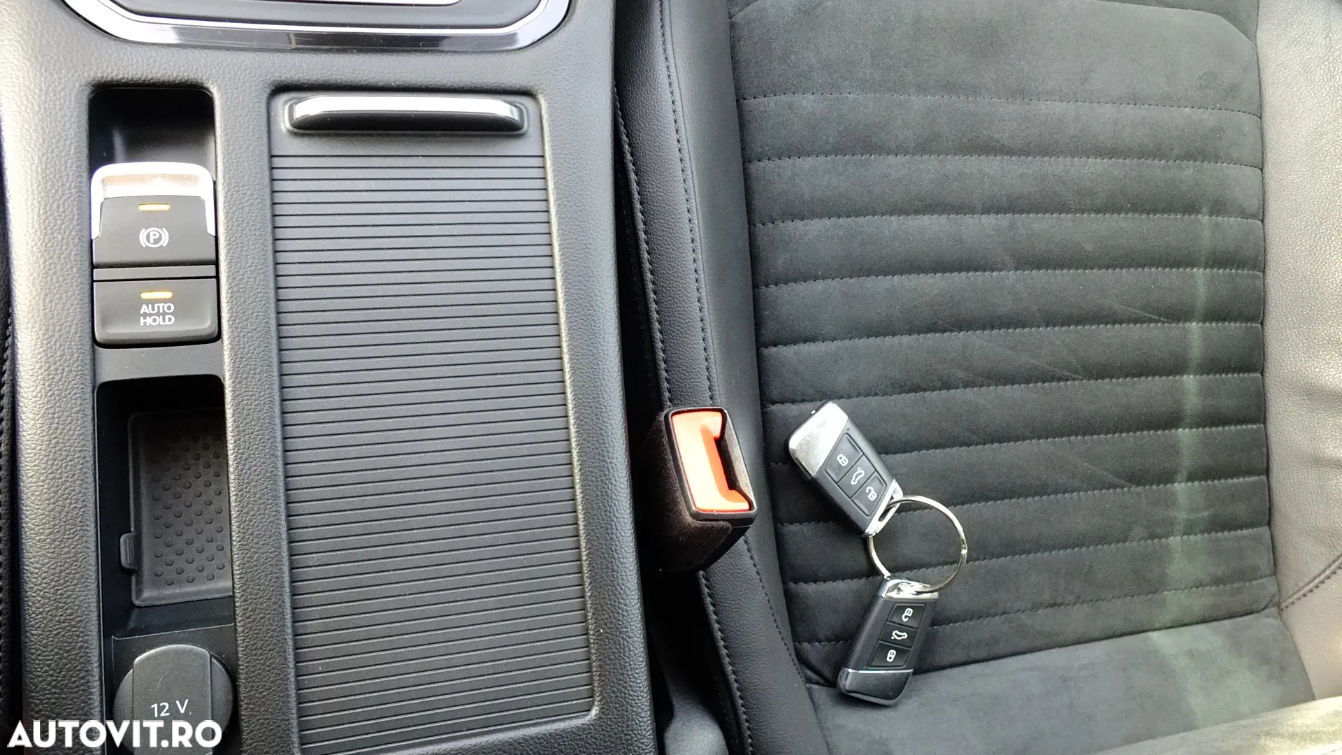 Volkswagen Passat Variant 2.0 TDI DSG Highline - 20