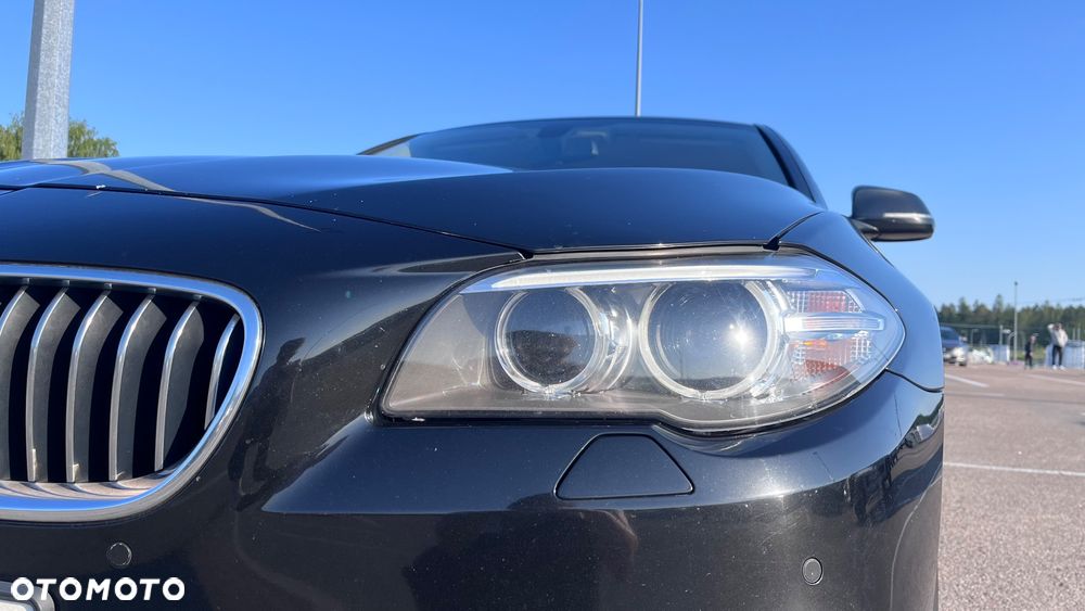 BMW Seria 5 520d xDrive Luxury Line - 10