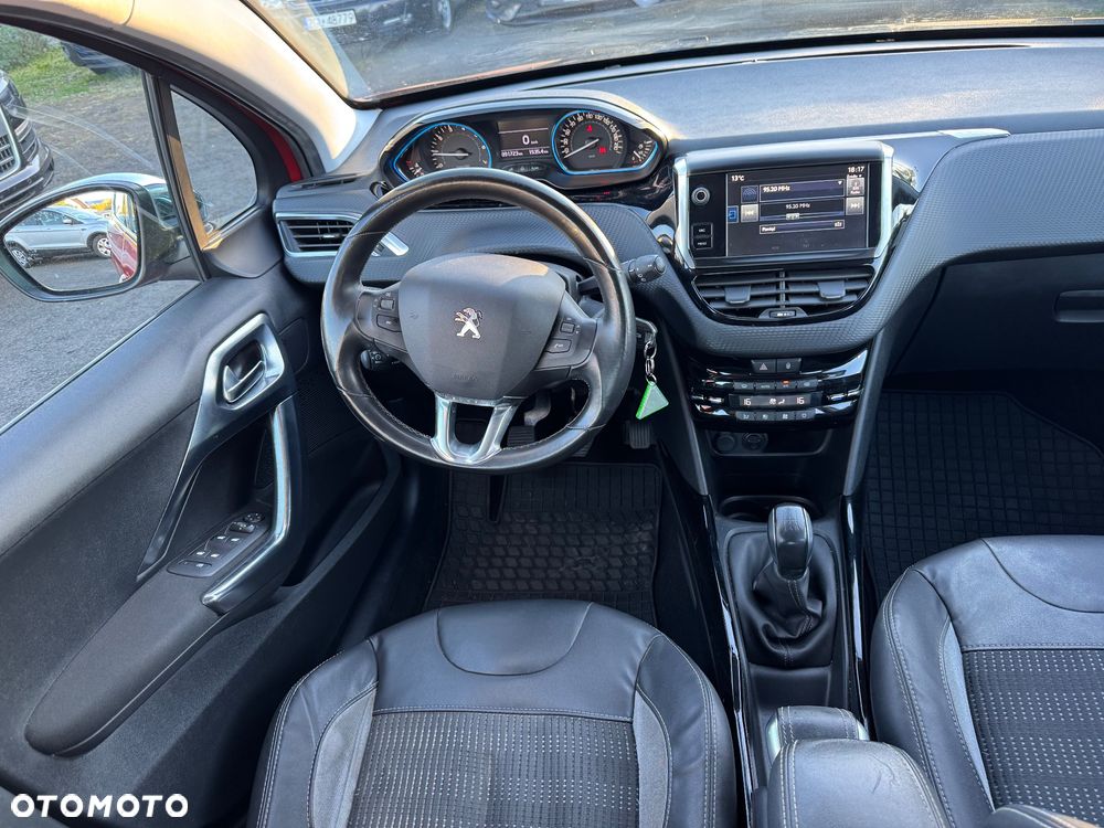 Peugeot 2008 PureTech 110 Style - 12