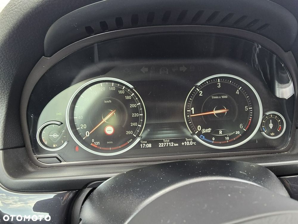 BMW Seria 5 - 36