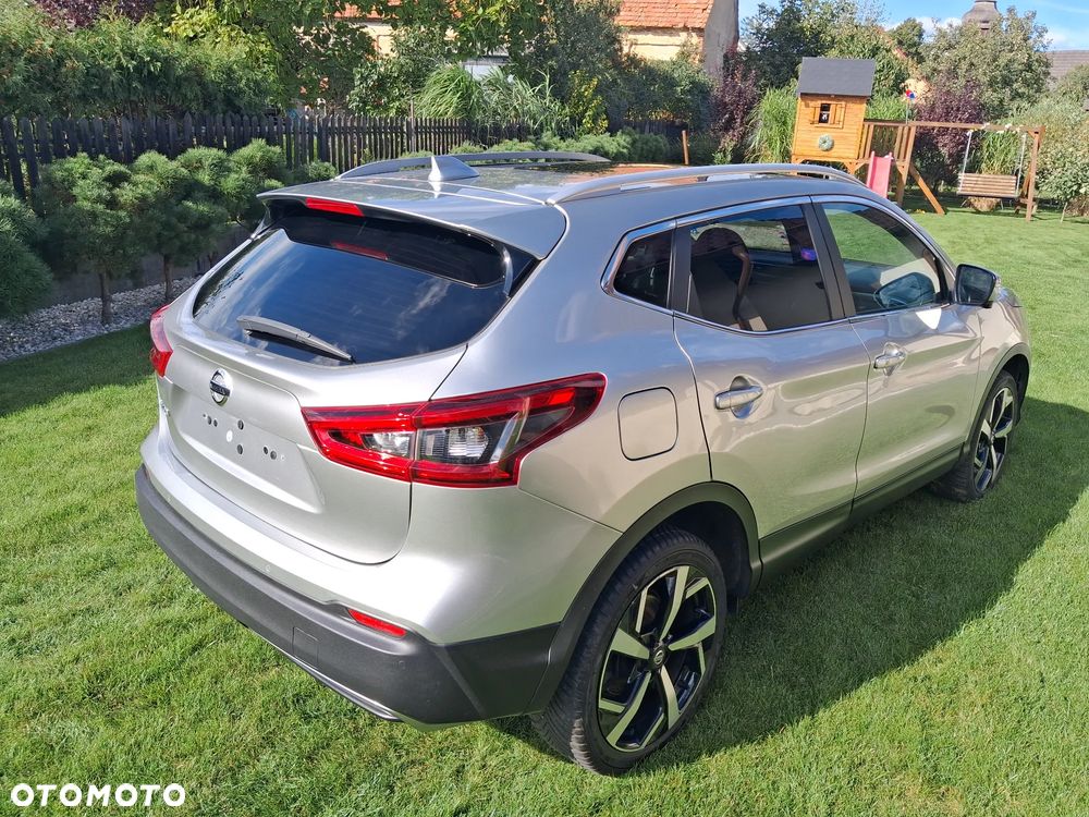 Nissan Qashqai 1.6 DCi Xtronic TEKNA - 10