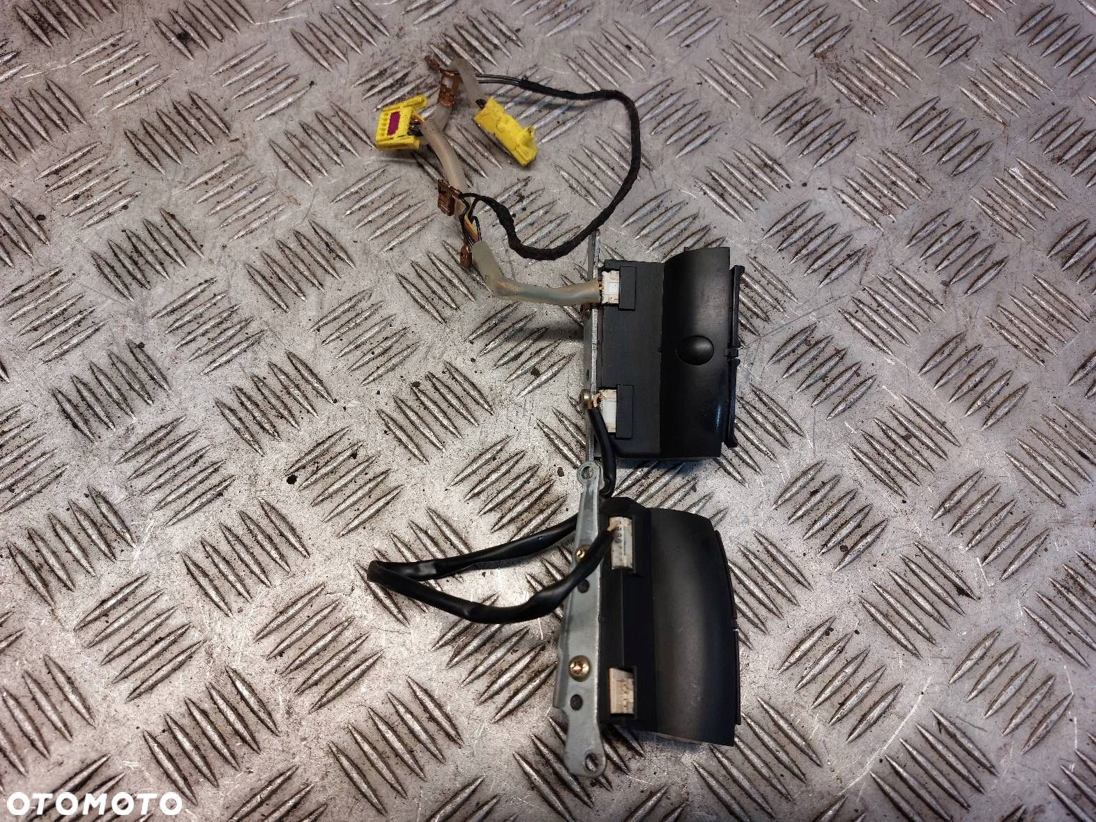 RADIO ODTWARZACZ BETA + ZMIENIARKA + PRZEŁĄCZNIKI MULTIFUNKCJI VW BORA - 14