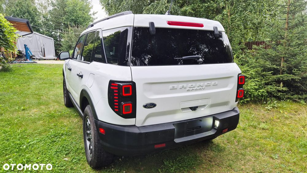 Ford Bronco - 3